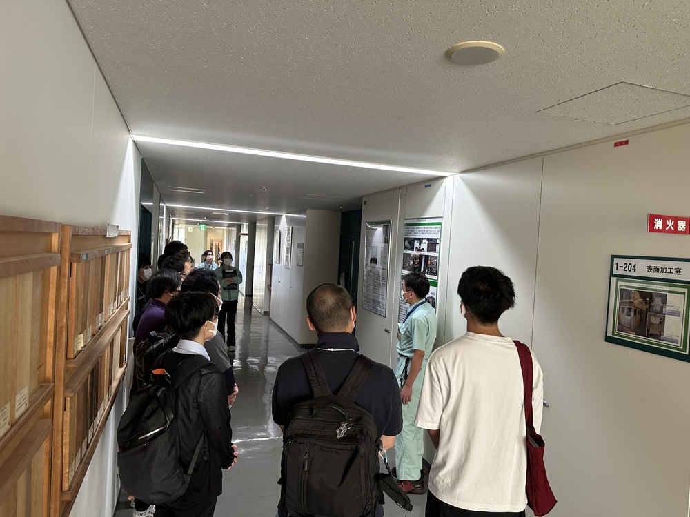 所内見学１